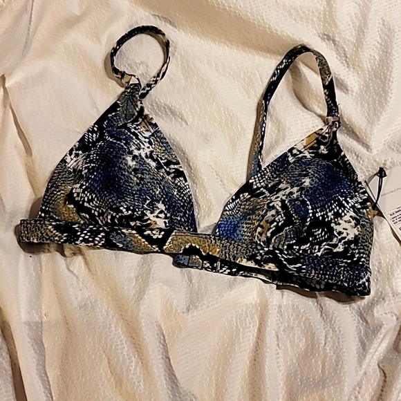 NWT SPORTS BIKINI BRA TOP REMOVABLE PADS ADJUSTABLE STRAPS SIZE SMALL - Picture 1 of 7